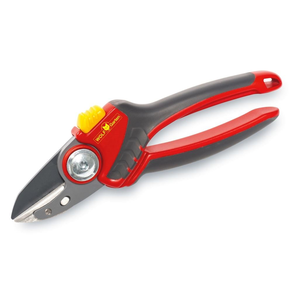 Wolf-Garten RS4000 secateurs from john miller garden machinery