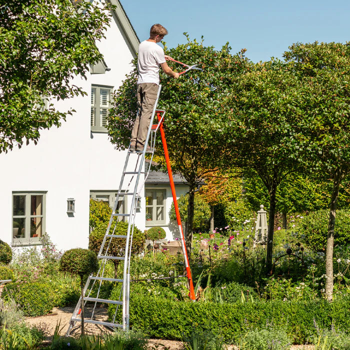 Henchman Fully Adjustable PRO Tripod Ladder