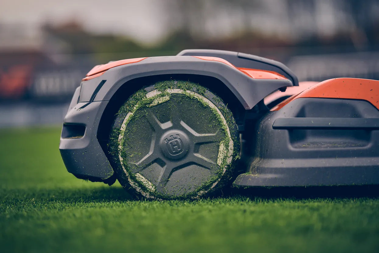 Husqvarna CEORA™ Active Wheel Brush Kit