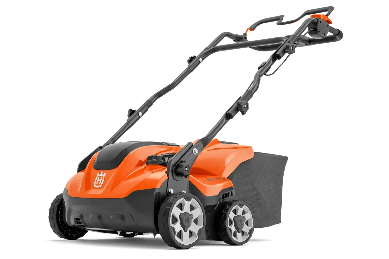 Husqvarna S 138i Scarifier