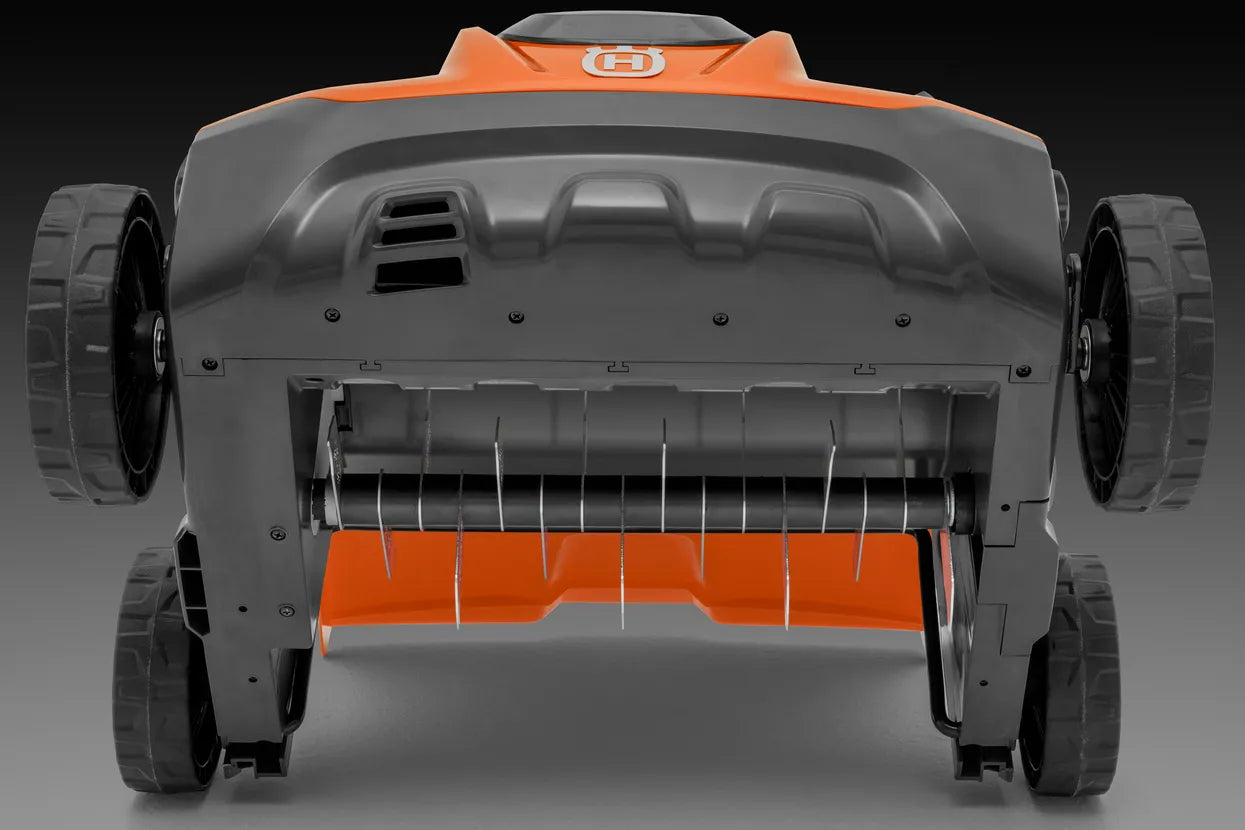 Husqvarna S 138i Scarifier