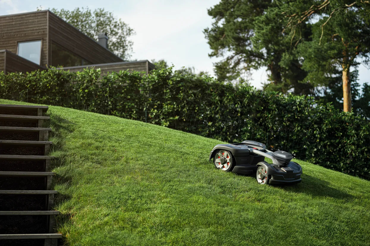 Husqvarna Automower® 435X AWD NERA Robotic Mower