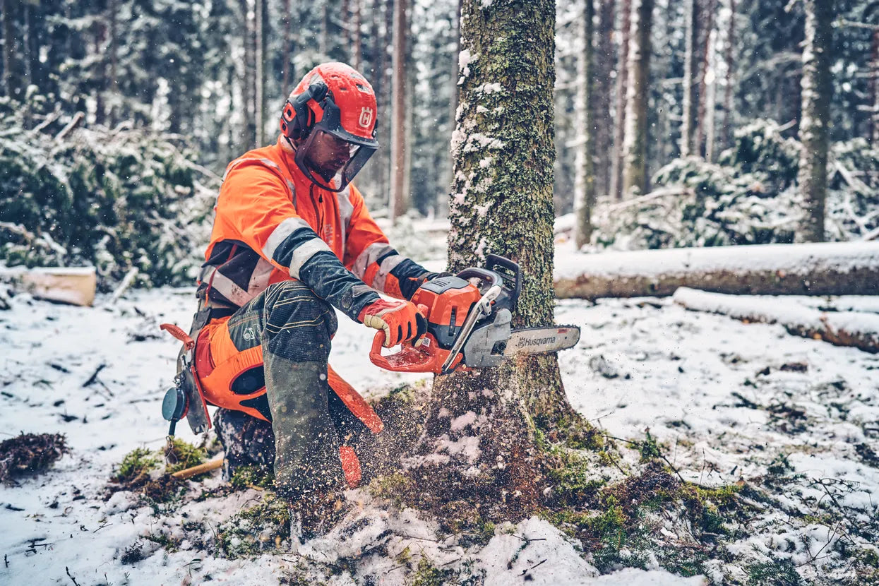 Husqvarna 560 XP® G Mark II Chainsaw