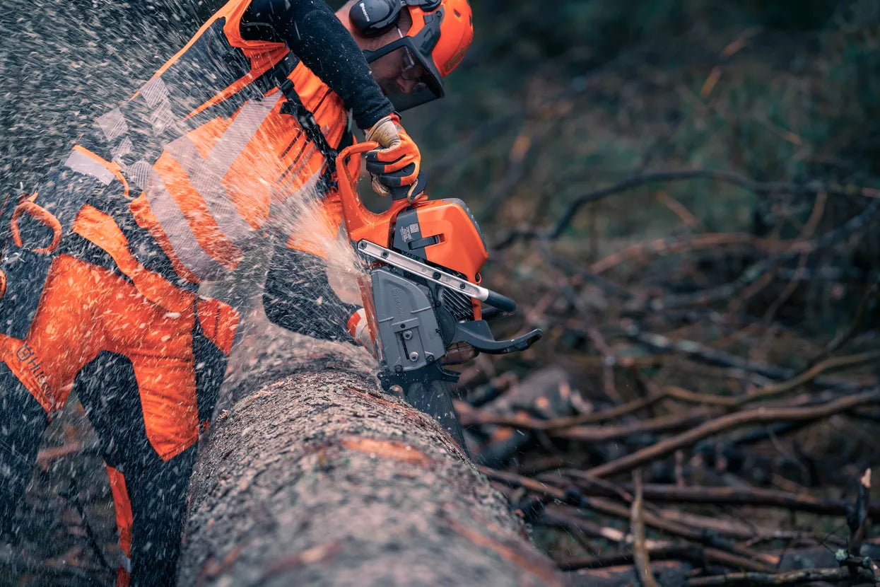 Husqvarna 592 XP® Chainsaw