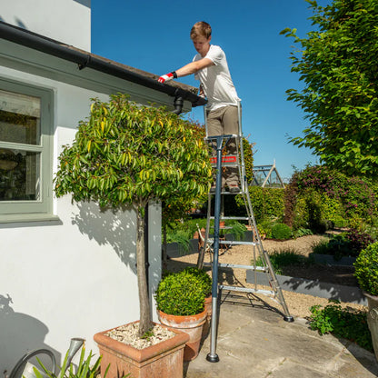 Henchman Fully Adjustable Tripod Ladder