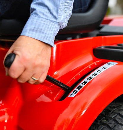 Cobra LT108HSL Lawn Tractor