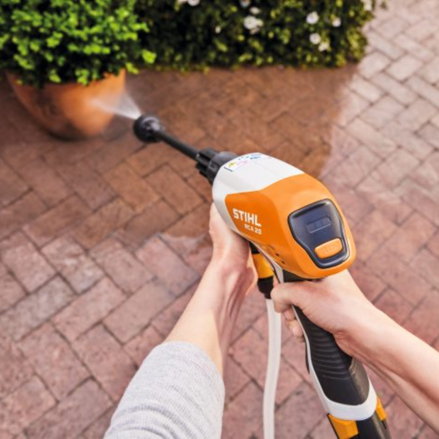 Stihl Cordless Pressure Washer - RCA 20