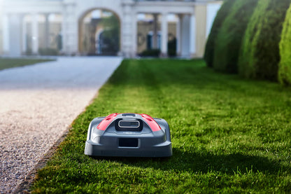 Cramer AiConic 12 Robotic RTK Mower (12,000m²)
