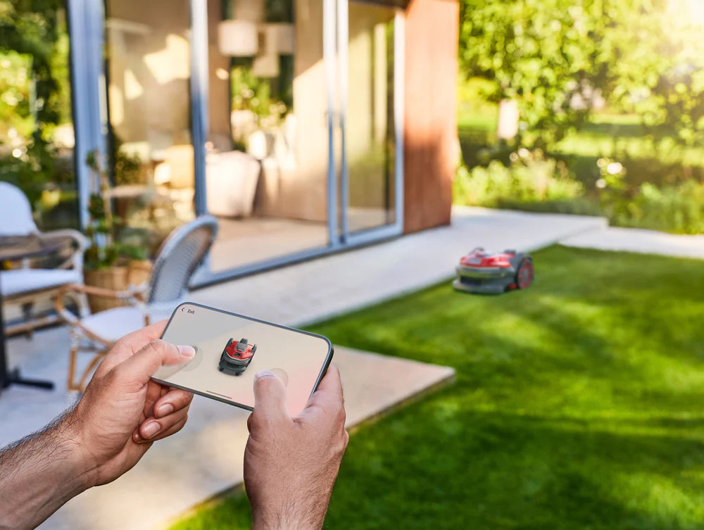 Cramer AiConic 2 Robotic RTK Mower (2,000m²)