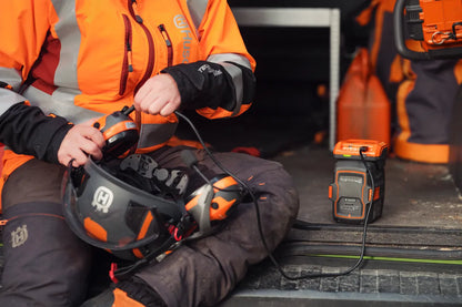 Husqvarna 40-USB150X Battery Charger