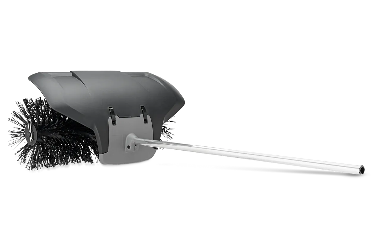 Husqvarna BR 600 Brush Attachment