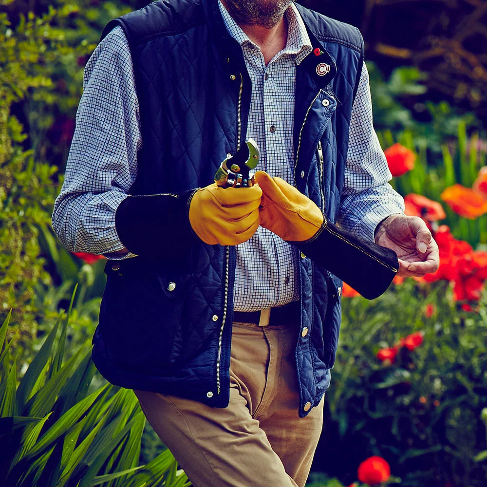 T&C Premium Leather Gauntlet Gloves