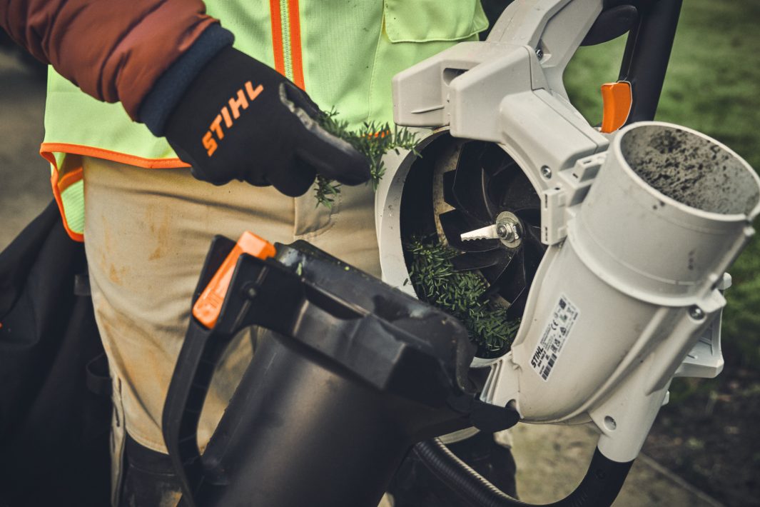 Stihl SHA 140 Cordless Vacuum Shredder (Tool Only)