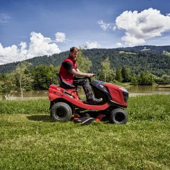 AL-KO Comfort T15-93.3 HDS-A Petrol Lawn Tractor (93cm Cut)