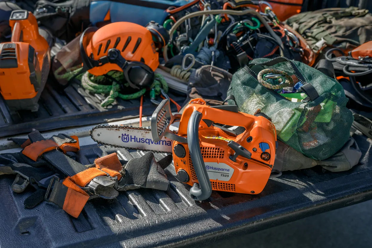 Husqvarna T525 Chainsaw