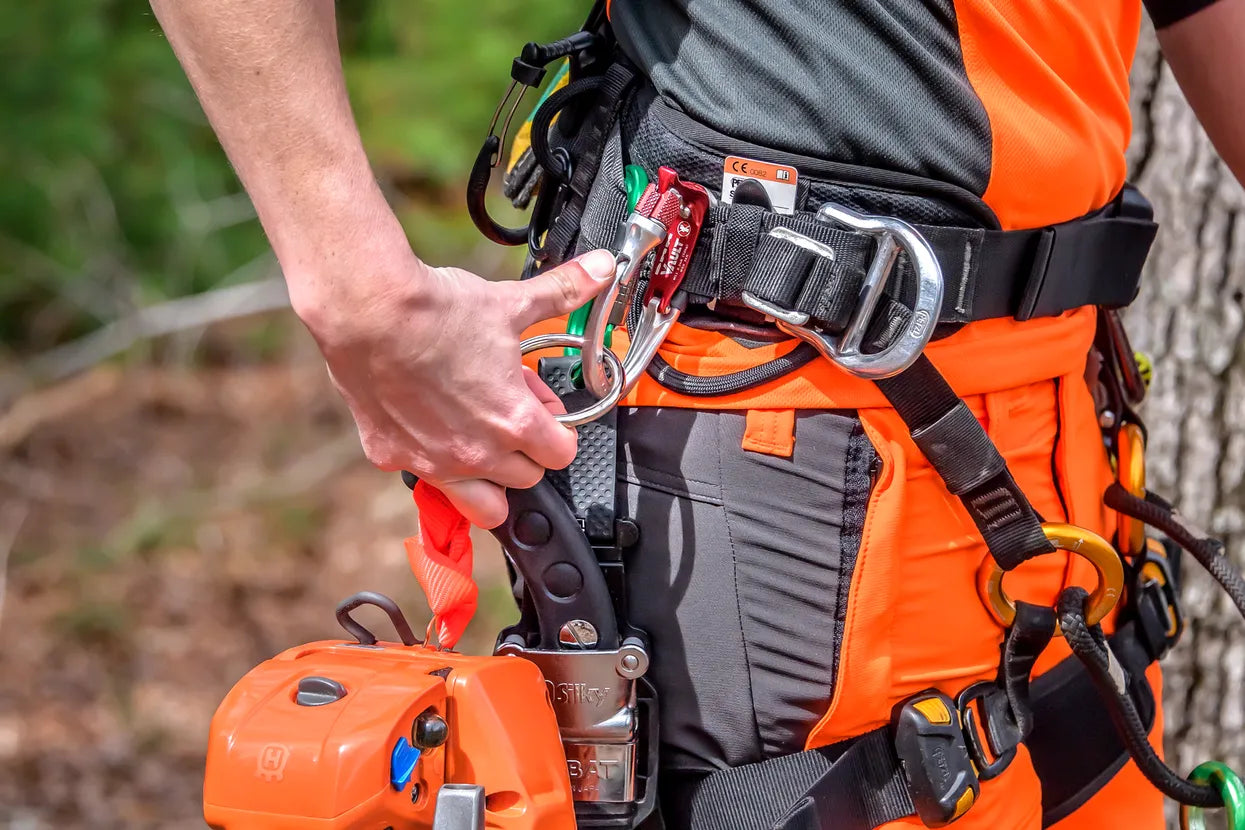 Husqvarna T525 Chainsaw