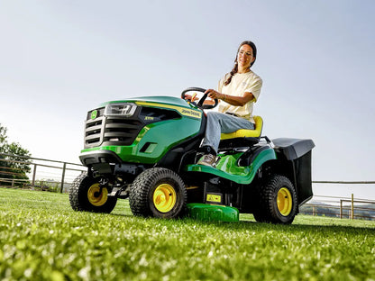 John Deere X117R Ride-On Mower